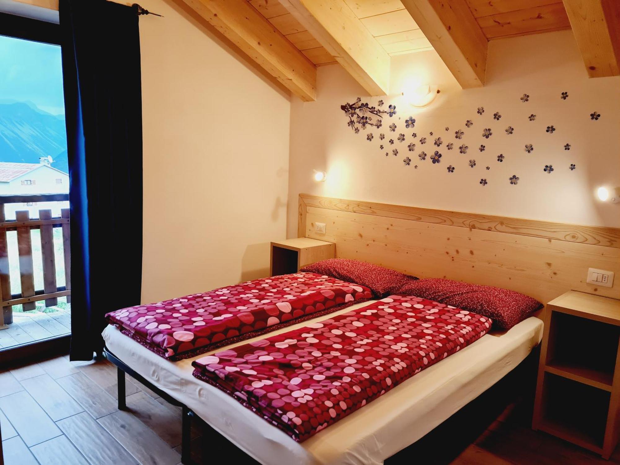 Chalet Selva Isolaccia Kültér fotó